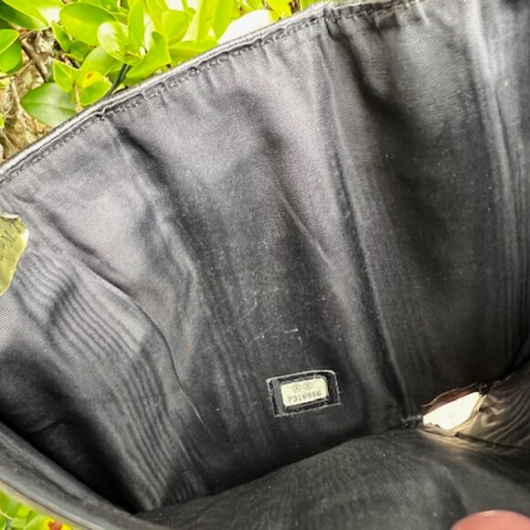 Chanel Chocolate Bar Quilted Black Lambskin Wallet w/ Box & Holograms - Picture 9 of 10